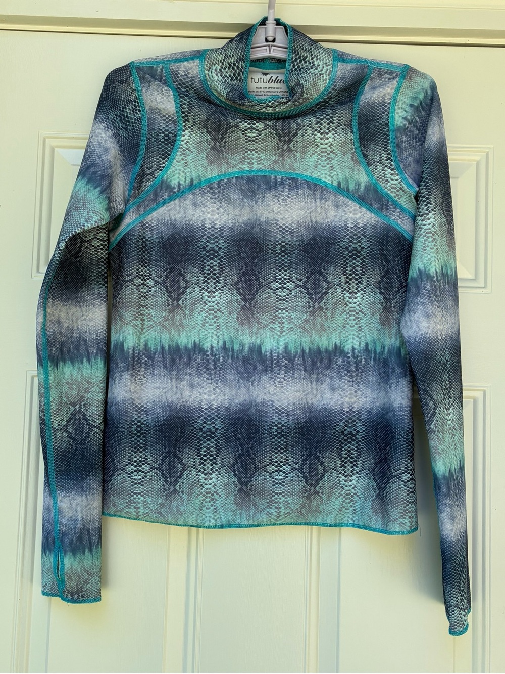 Tutublue Rash Guard Womens Sz L Blue Long Sleeve Shirt Surf Swim UPF 50 USA Made